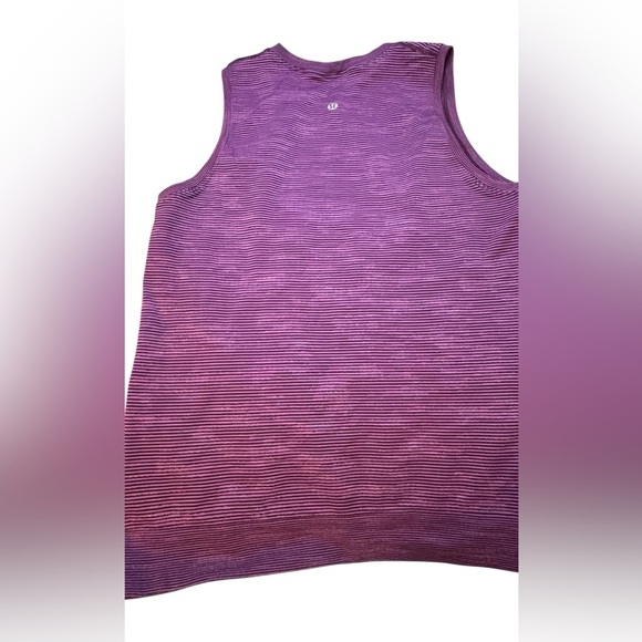 Lululemon Swiftly Relaxed Muscle Tank Top
Stripe Vivid Plum Black / Vivid Plum - Picture 6 of 6